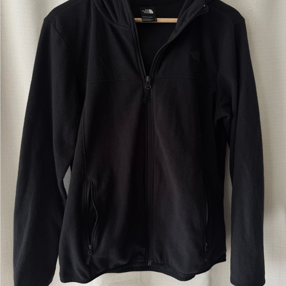 The North Face Classic Black Full-Zip Jacket - Picture 7 of 7
